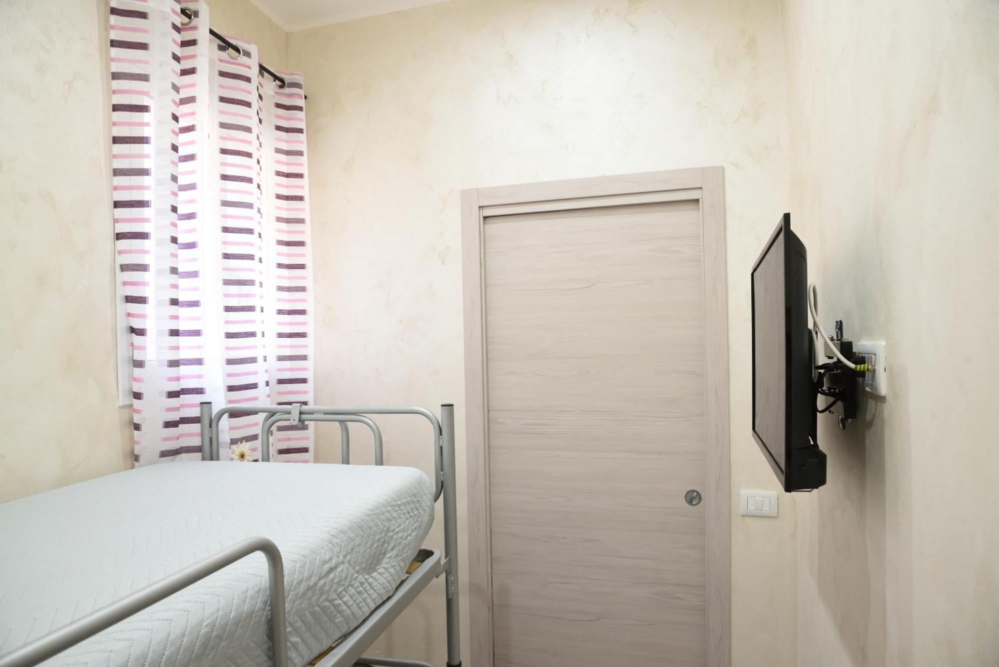 Family House Apartment คาตาเนีย ภายนอก รูปภาพ