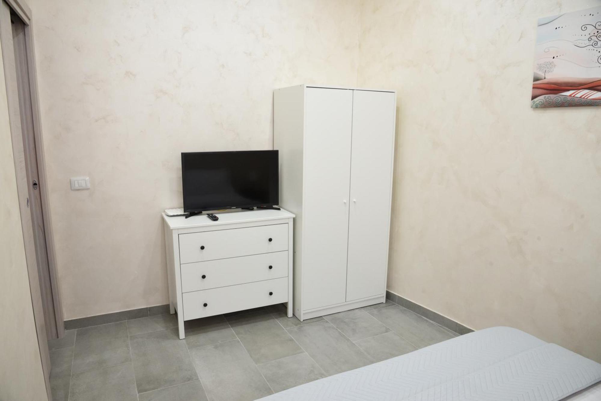 Family House Apartment คาตาเนีย ภายนอก รูปภาพ